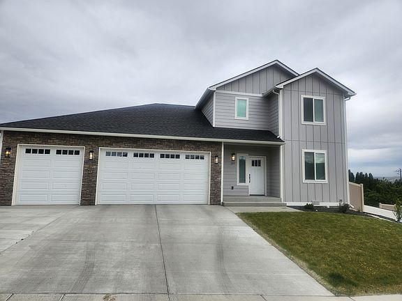 4th image of 209 Rainier Dr