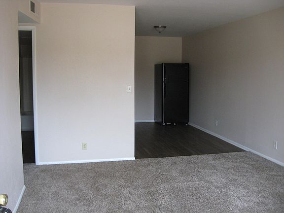 3rd image of 2419 N Amarillo St