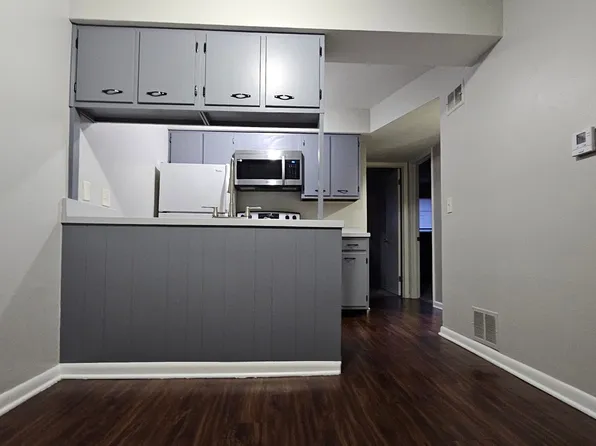 Spacious 2 bedroom 2 bath apartments in Harrison Township!, 3805 Briar Pl, Dayton, OH 45405