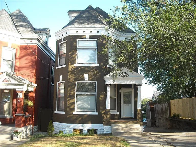 407 Grandview Ave photo 1