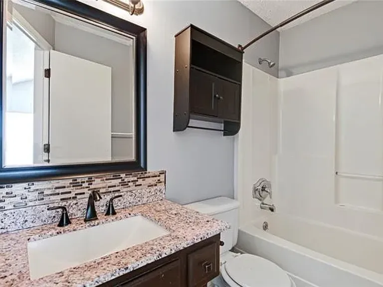 13330 Walnut St — Photo 15