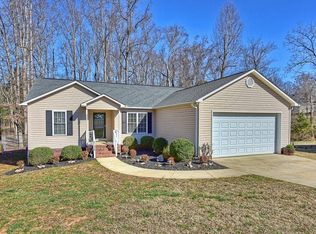 172 Gray Goose Cir, China Grove, NC 28023