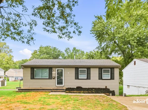 7812 NE 50th St, Kansas City, MO 64119