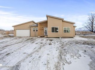 2247 S Crown View Cir, Palmer, AK 99645