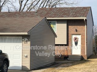 940 9th Ave SE, Valley City, ND 58072