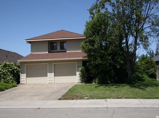 431 Swallow Ln, Lodi, CA 95240