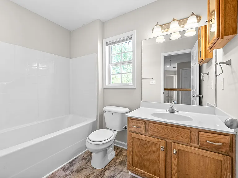 Full Hall Bathroom