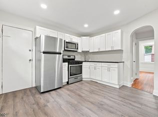 36 Whitfield St, Caldwell, NJ 07006