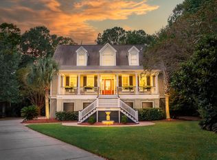 2304 Darts Cove Way, Mount Pleasant, SC 29466