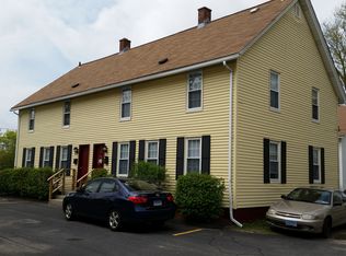 10 Vosler Dr, Moosup, CT 06354