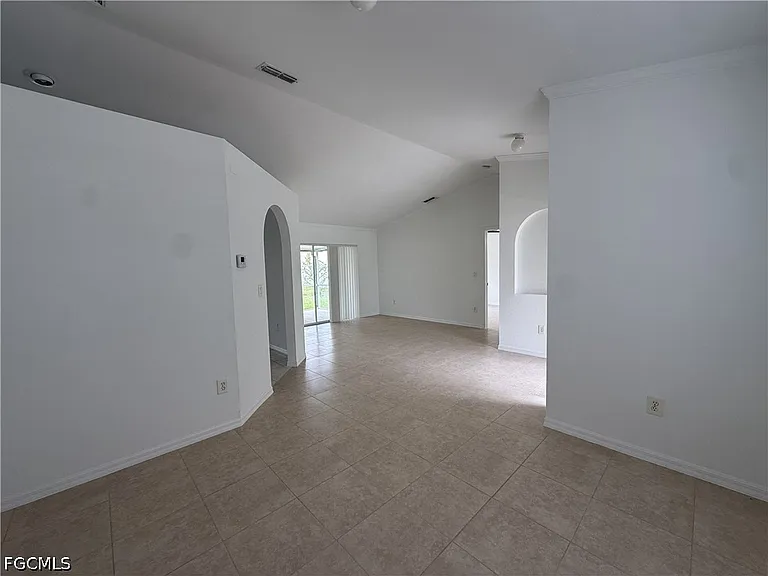 15603 Spring Line Ln — Photo 3