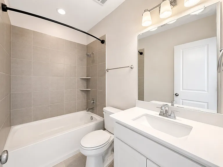 1053 Emil Pl — Photo 33