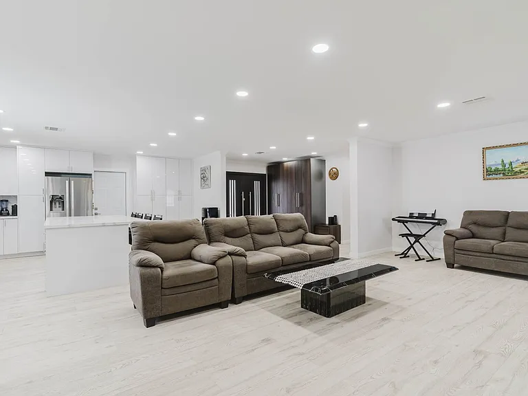 8963 McLennan Ave — Photo 8