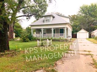1102 S Elizabeth Ave, Wichita, KS 67213