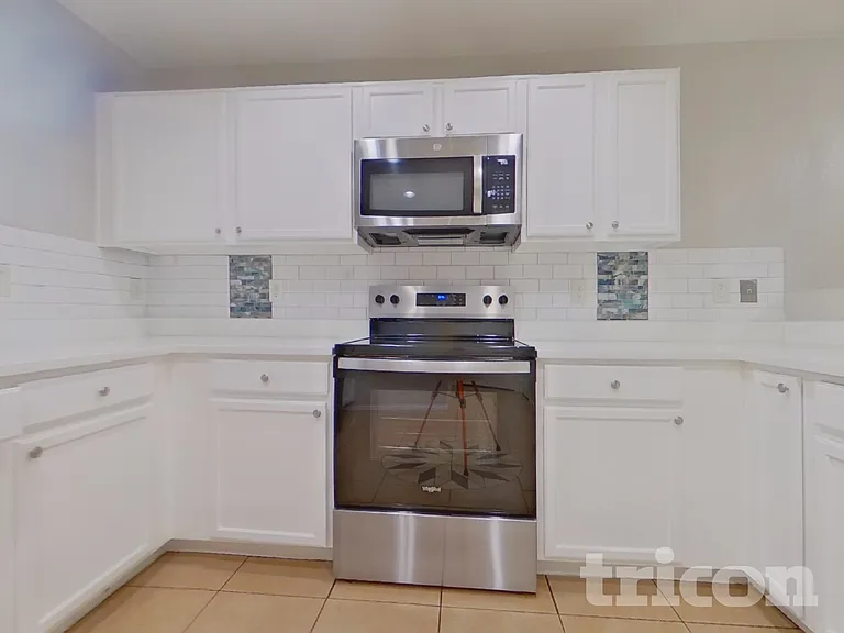 6327 W Fawn Dr — Photo 4