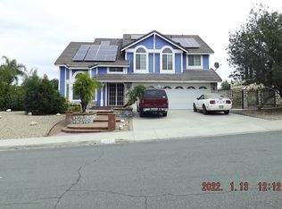 6842 Shadowood St, Riverside, CA 92506