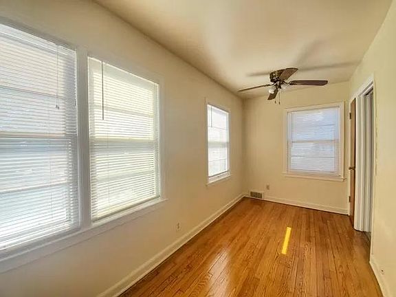 5th image of 3822 W Oklahoma Ave #2