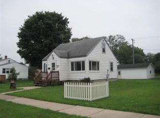721 N Michigan St, Prairie Du Chien, WI 53821