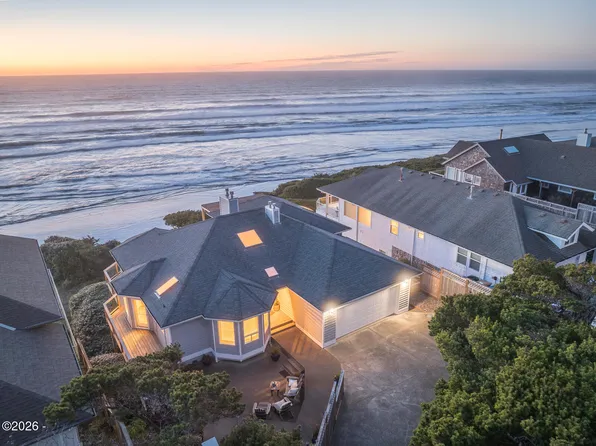 216 NW 73rd Ct, Newport, OR 97365