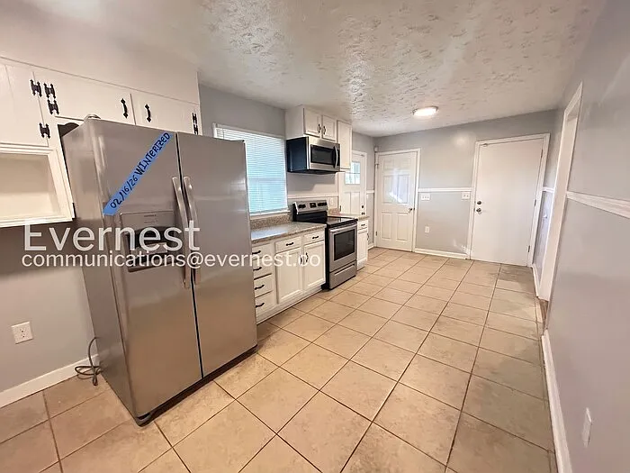 1244 Calhoun Ave — Photo 3