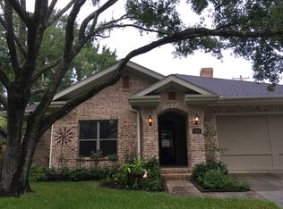 1202 Timber Ln, Friendswood, TX 77546