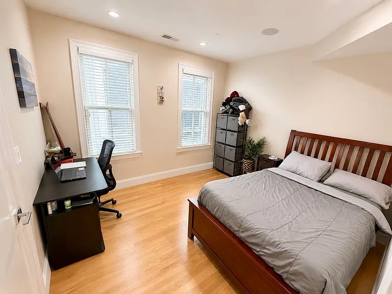 116 Marine Rd #2 — Photo 7