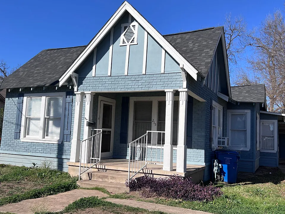 215JENNING S St