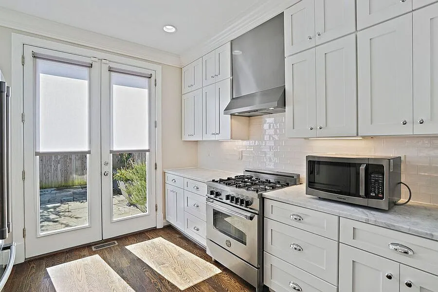 1411 D St NE photo 1