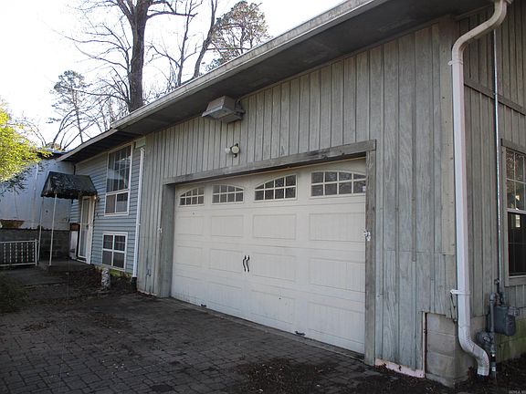 3rd image of 57 White Oak Ln
