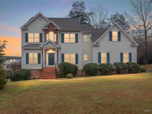 14313 Woodleigh Dr, Chester, VA 23831
