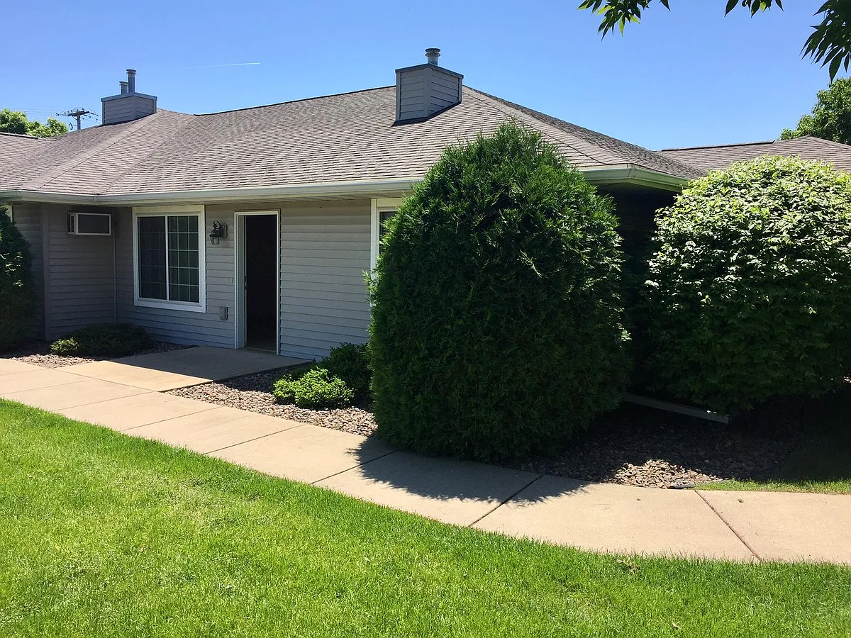 Building Photo - 3349-3359 Bluebird Ct