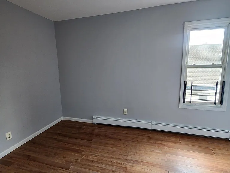 148 Chadwick Ave #3 — Photo 4