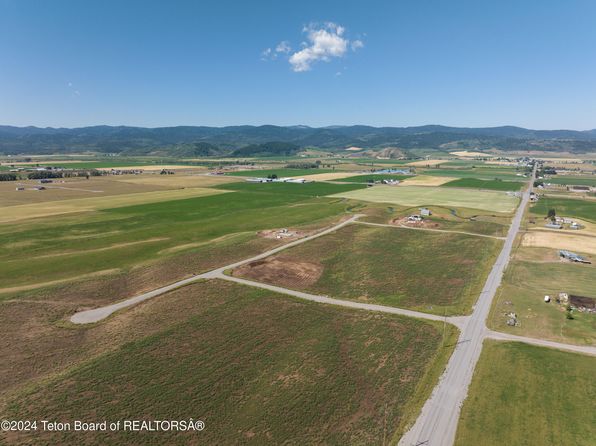 14 Vista Hls, Freedom, WY 83120