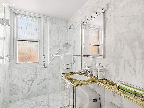 5th image of 363 E 76th St APT 14M
