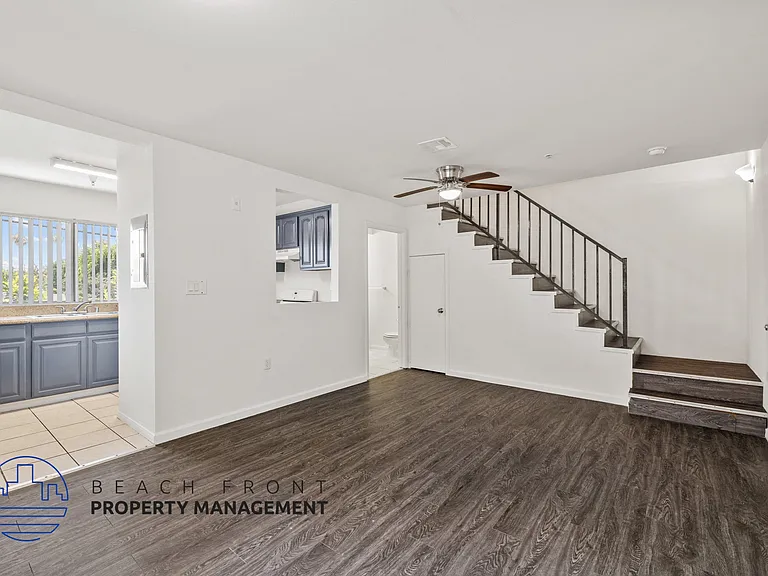 14740 Erwin — Photo 38
