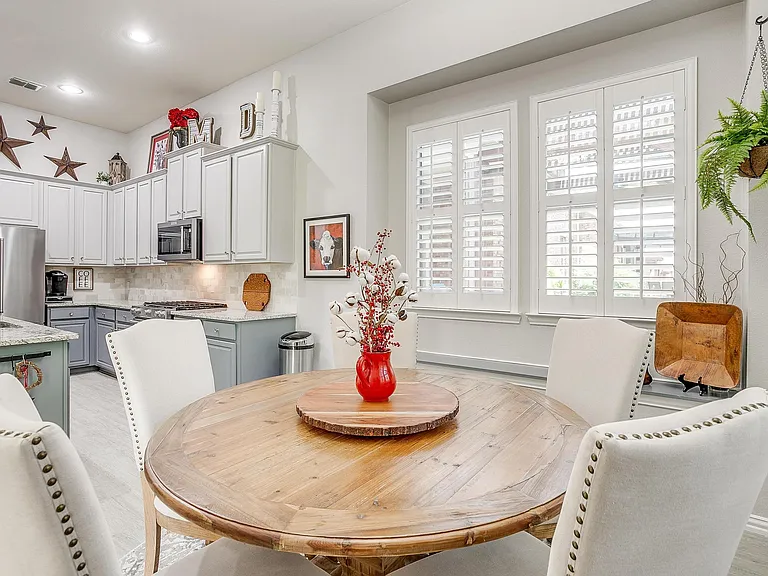 709 Scenic Ranch Cir — Photo 19