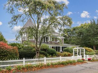 40 Red Brook Harbor Rd, Bourne, MA 02532