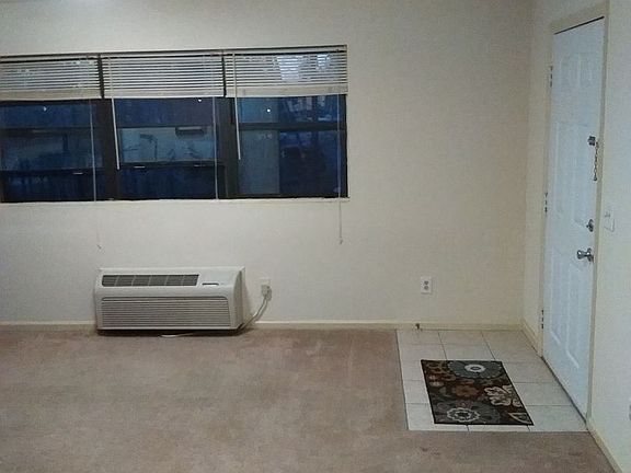 2nd image of 101 Lullwater Dr APT 6