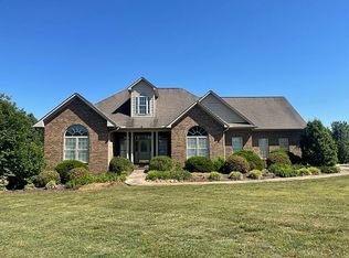 108 Lakewinds Dr, Gaffney, SC 29341