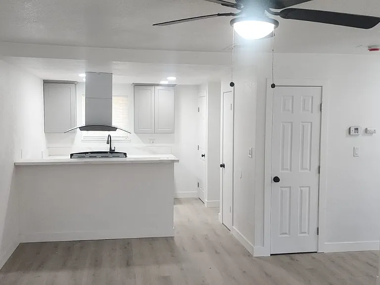 2906 Determine Dr — Photo 4