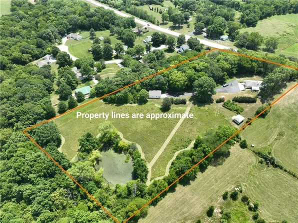 2300 NW State Route 92, Smithville, MO 64089