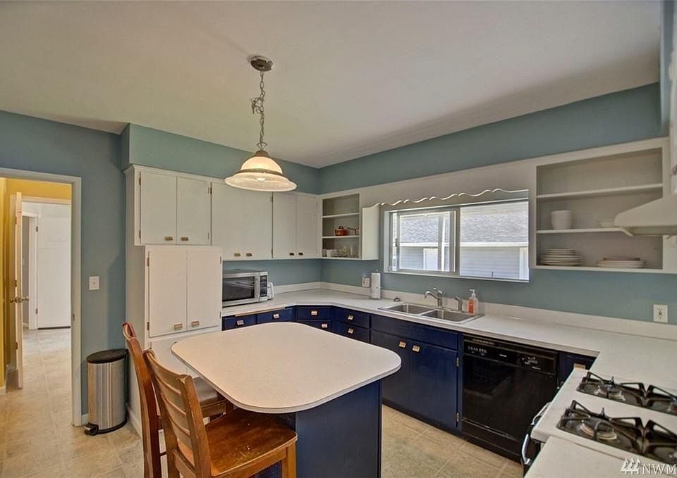 1st image of 1508 Puget St NE #A