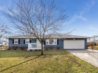 506 E Broadway St, Newark, IL 60541