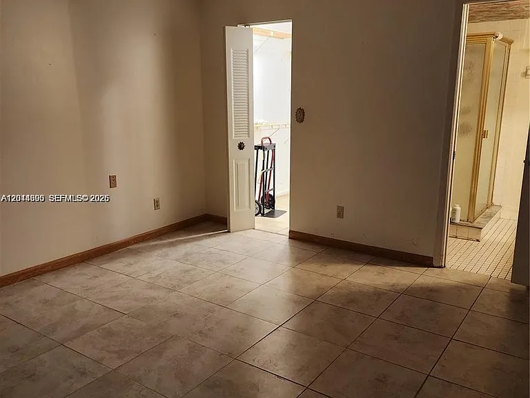5750 NW 64th Ave #303 — Photo 8