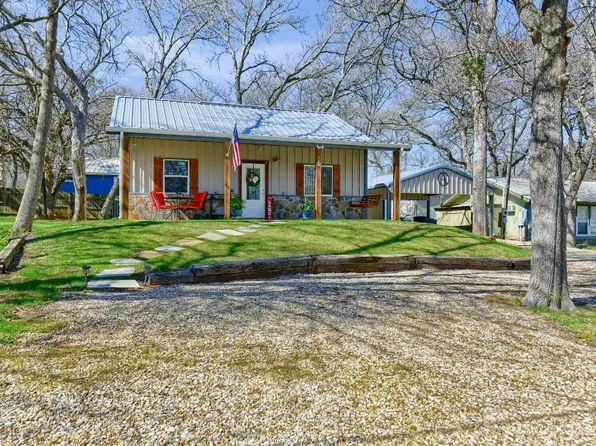 169 Heather Ln, Pottsboro, TX 75076