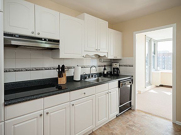 5th image of 4250 N Marine Dr APT 2116