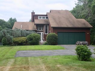 11 Red Maple Run, Dartmouth, MA 02747