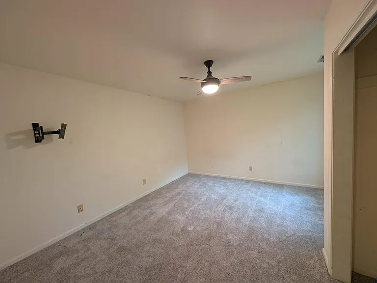 16 Overlook Ct — Photo 7