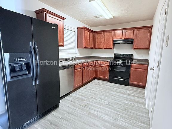 5th image of 1593 Little Creek Dr
