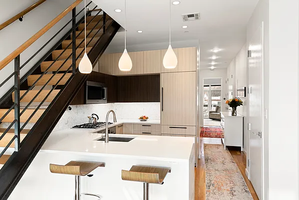 Sold by Compass | media 6